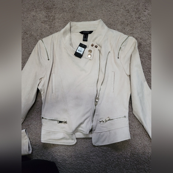 NWT Tan  Jacket - Picture 1 of 4